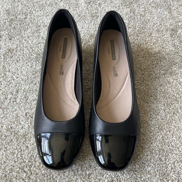 Clarks Collection Cap Toe Block Heel Pumps Black Leather 8.5 M Padded Insole - Picture 1 of 10